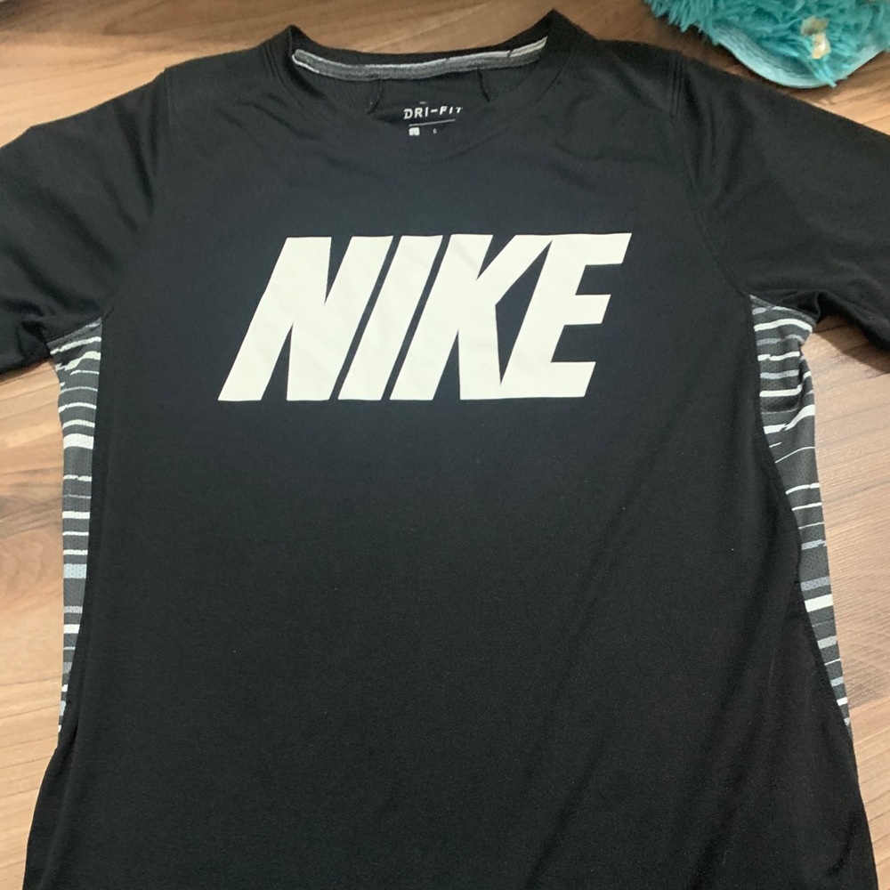 Nike dri fit shirt